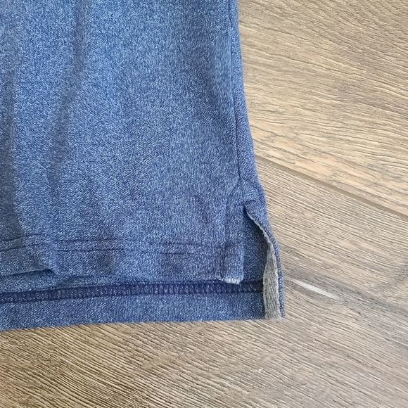 Old Navy men's polo style shirt - Picture 4 of 5